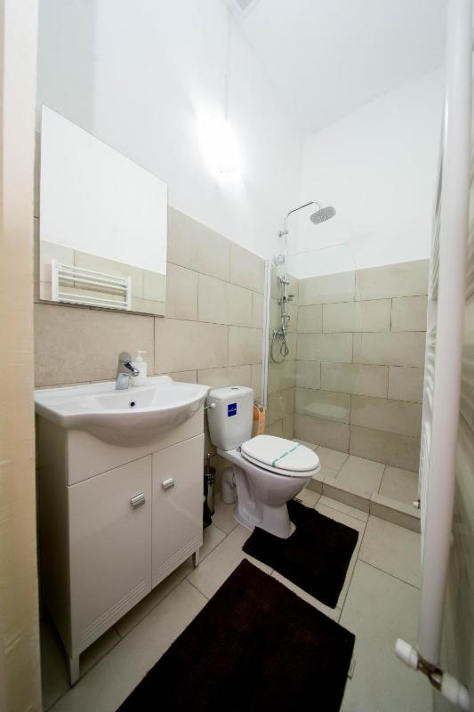 Apartment image 2