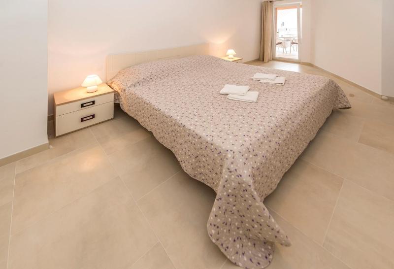 Apartment image 4