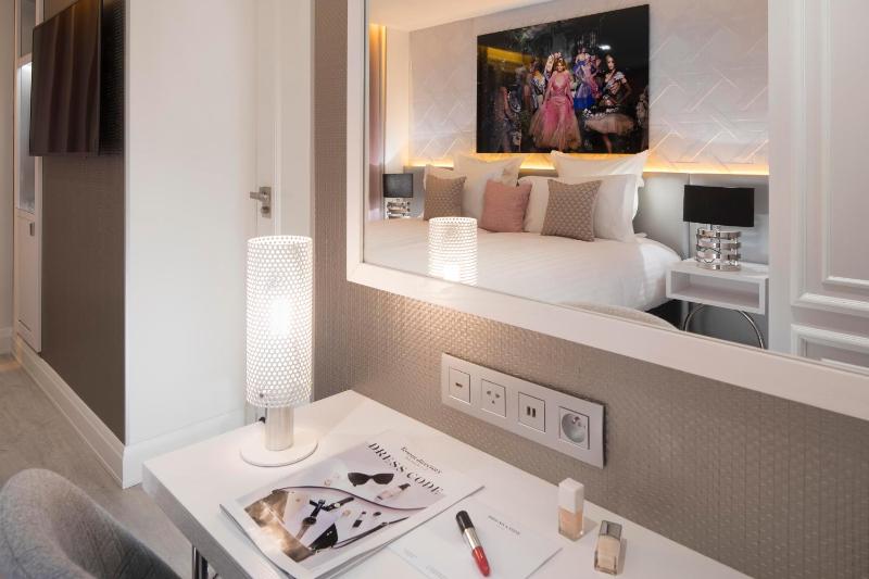 Superior Room image 2