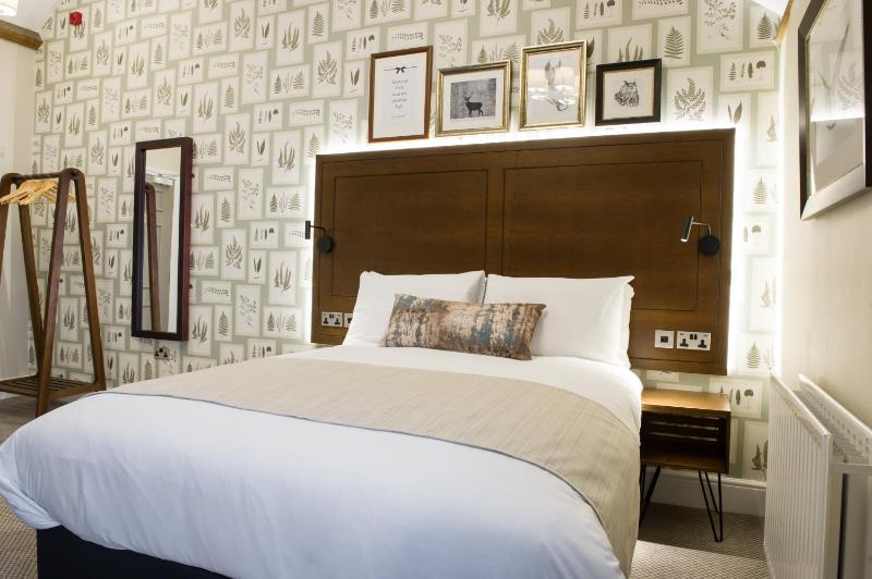 Double Room image 4