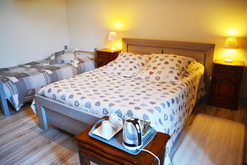 Five-Bedroom House image 3