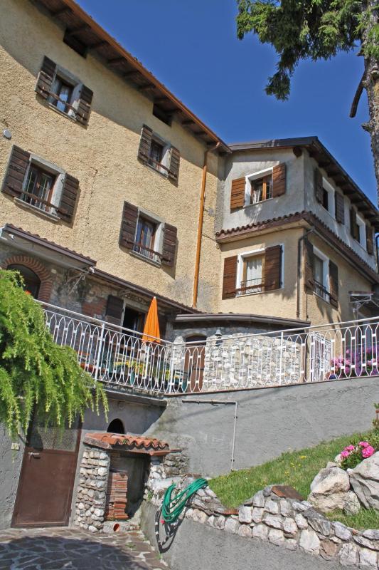 Apartment with Mountain View image 4