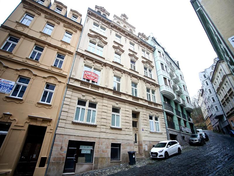 Apartment image 2