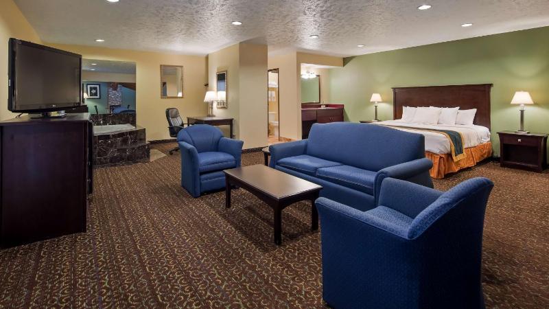 King Suite with Spa Bath - Non-Smoking image 4