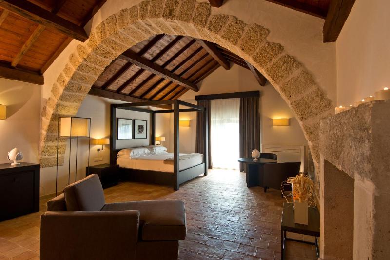 Suite with Sea View image 1