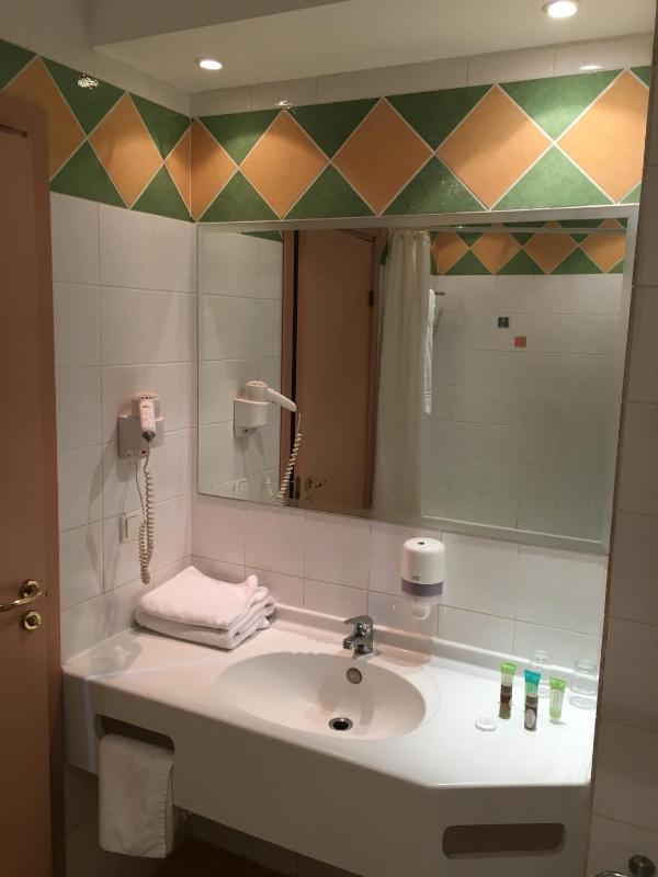 Triple Room image 1