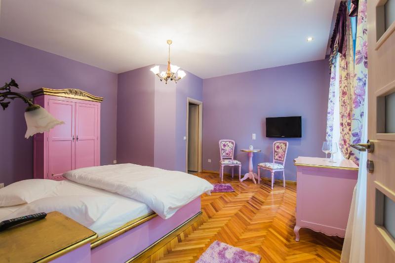 Pensiunea Casa Helis - image 50