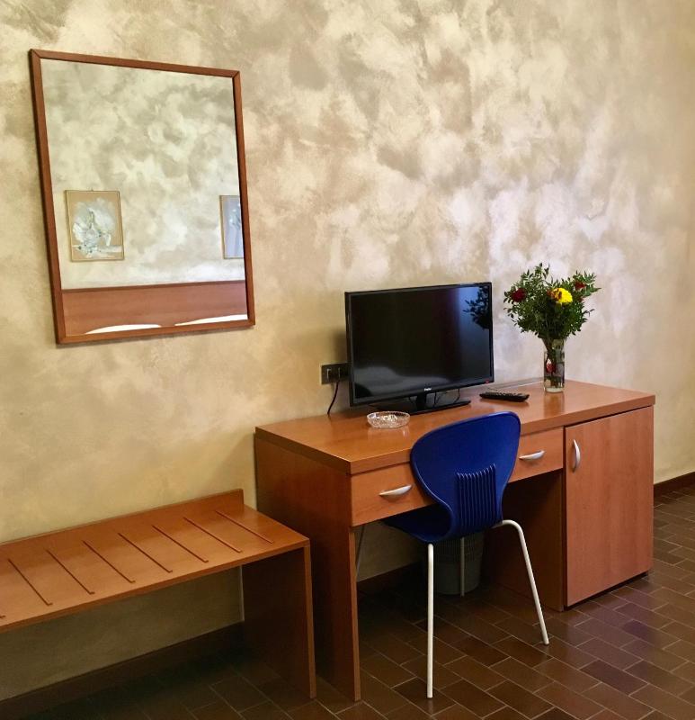 Triple Room image 4