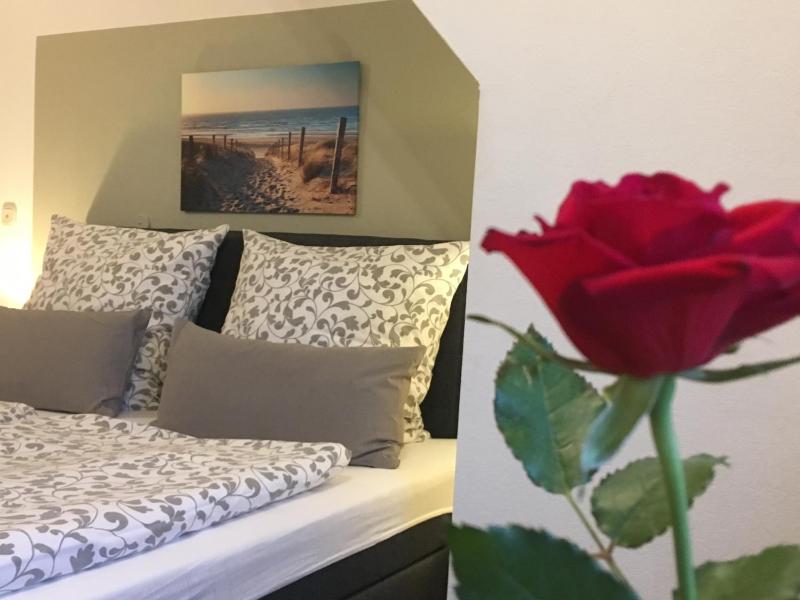 Double Room with Private Bathroom image 1