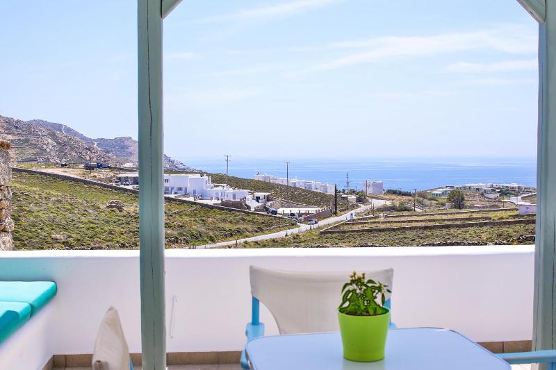 Niriides Homes & Villas - image 14