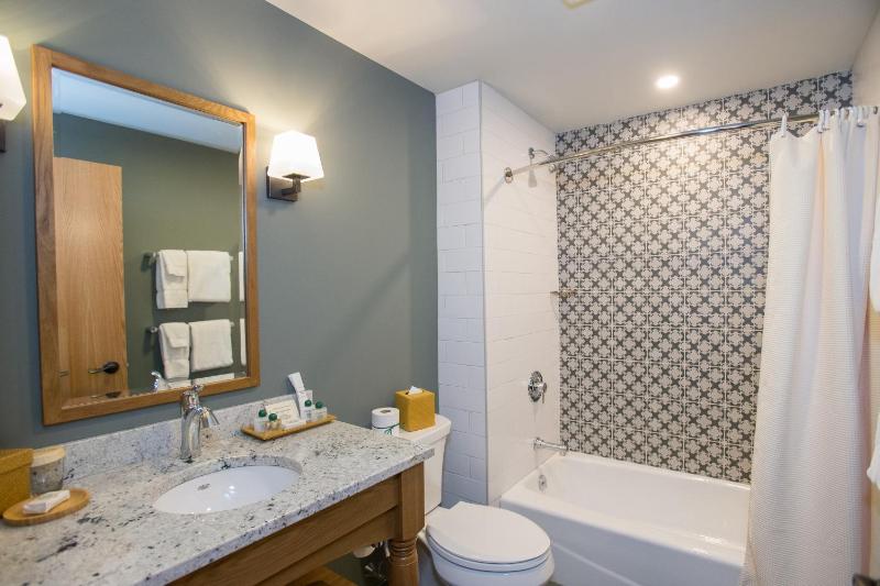 Superior Queen Room image 4