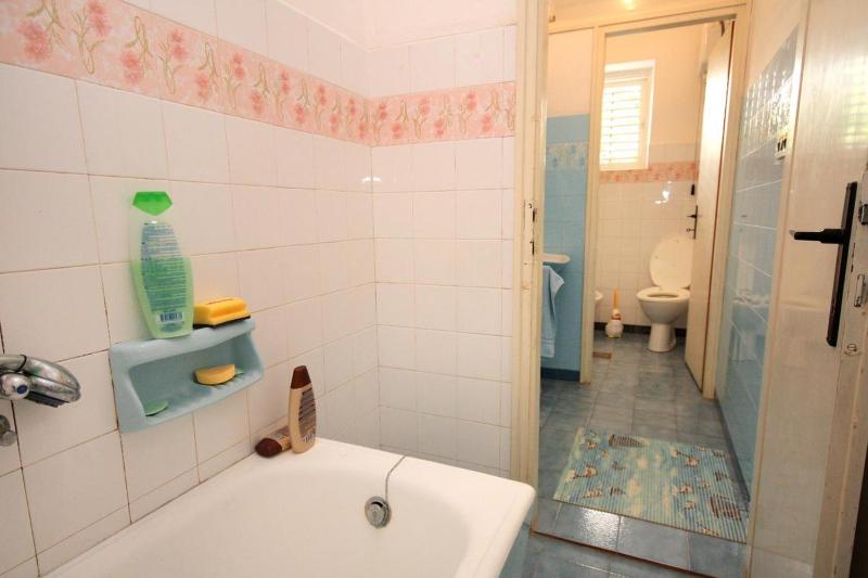 Double Room with Terrace image 3