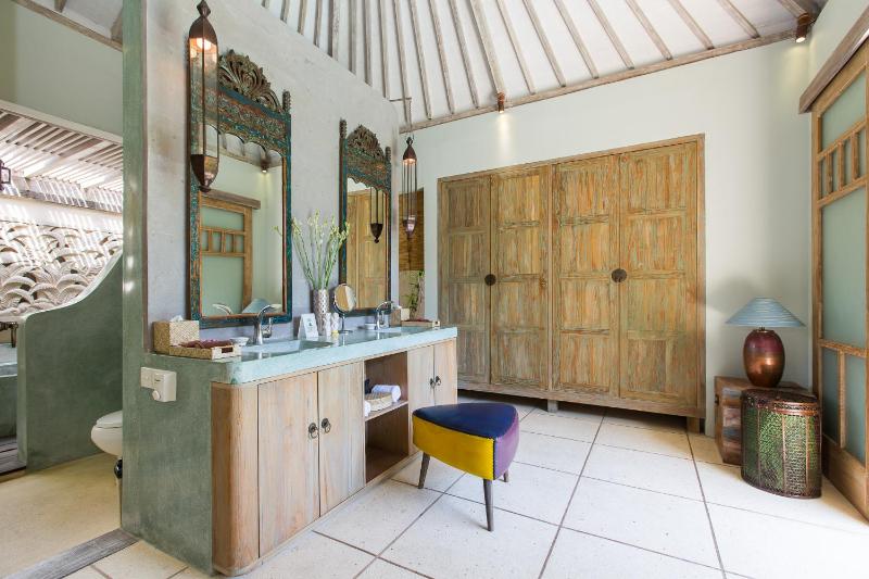 Villa Sky Li by Nagisa Bali - image 11