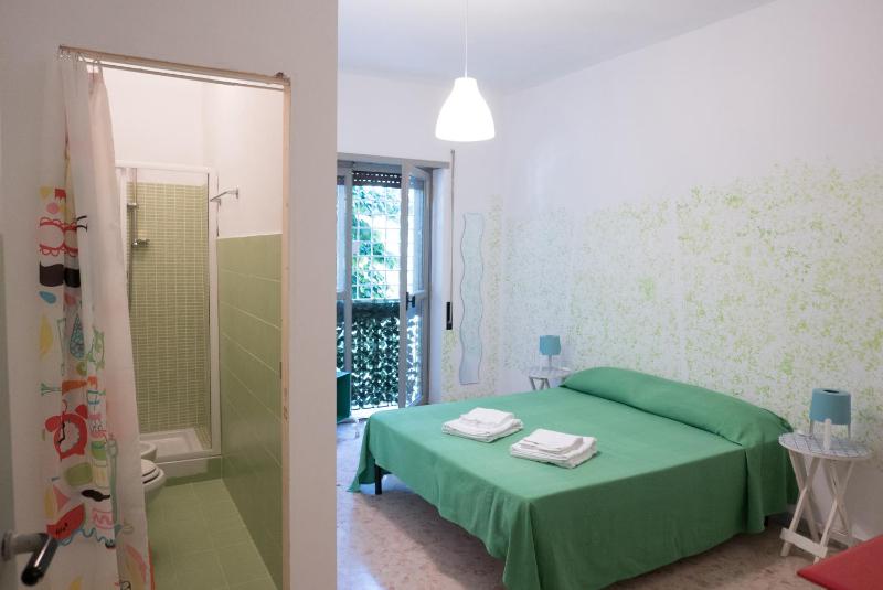 Double Room with Private Bathroom image 3