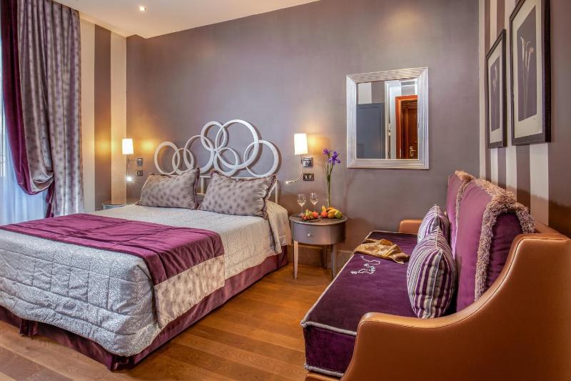 Executive Triple Room image 3