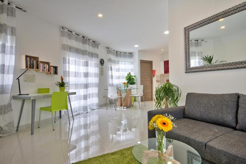 Apartment with Balcony image 3
