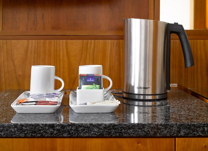 Classic Urban image 4