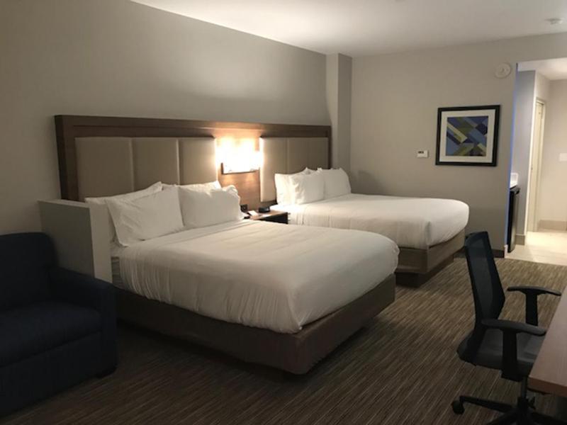 Room with Two Beds - Hearing Accessible - Non-Smoking image 1