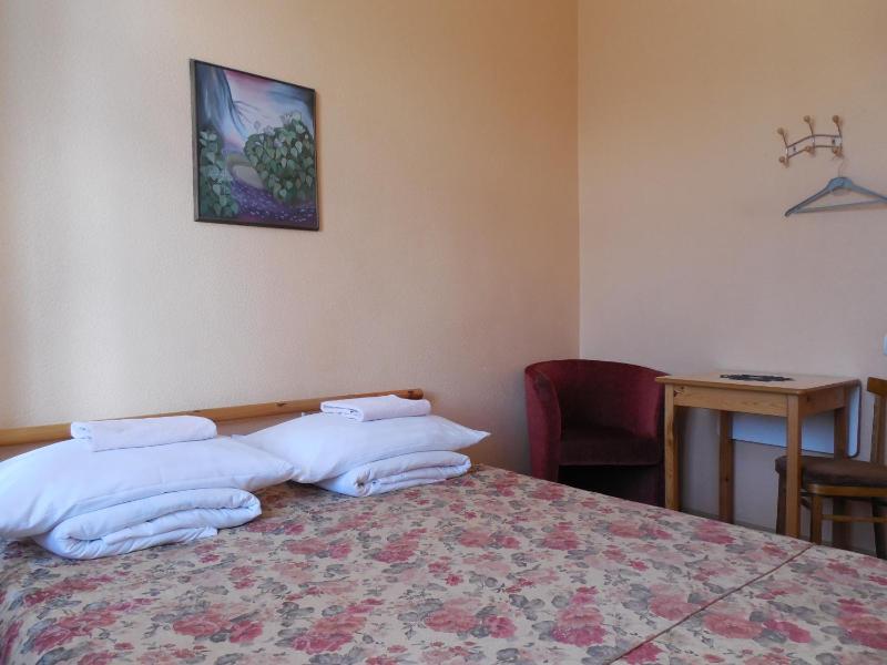 Elizabeth's YH Rooms - image 16