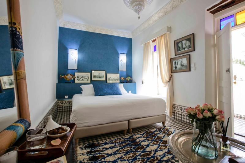 Riad Emotion - image 8