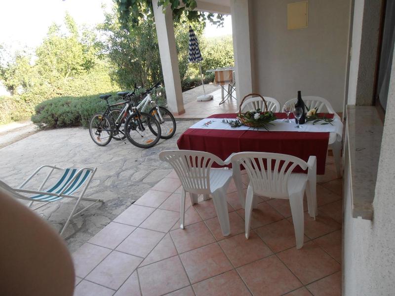 Two Bedroom Apartment with Terrace and Garden View image 3