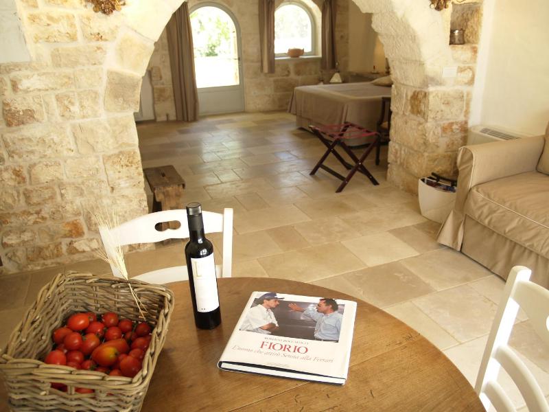 Suite with Garden View image 3