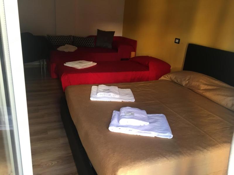 Luxury Quadruple Room image 3