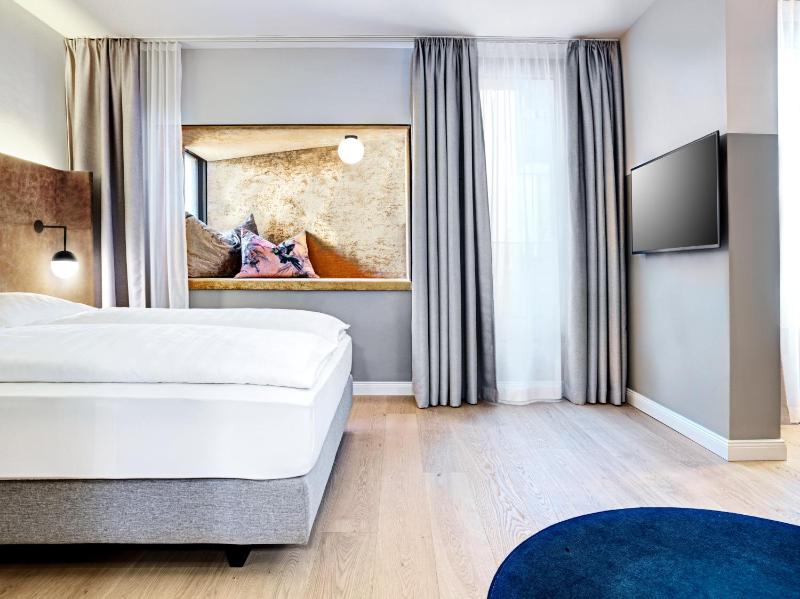 STAGE 12 Hotel by Penz - image 9