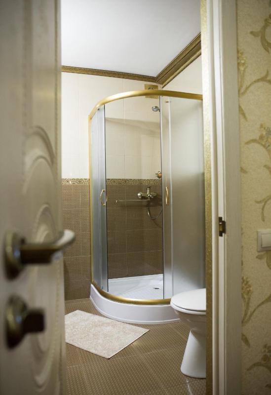 Deluxe Room image 2
