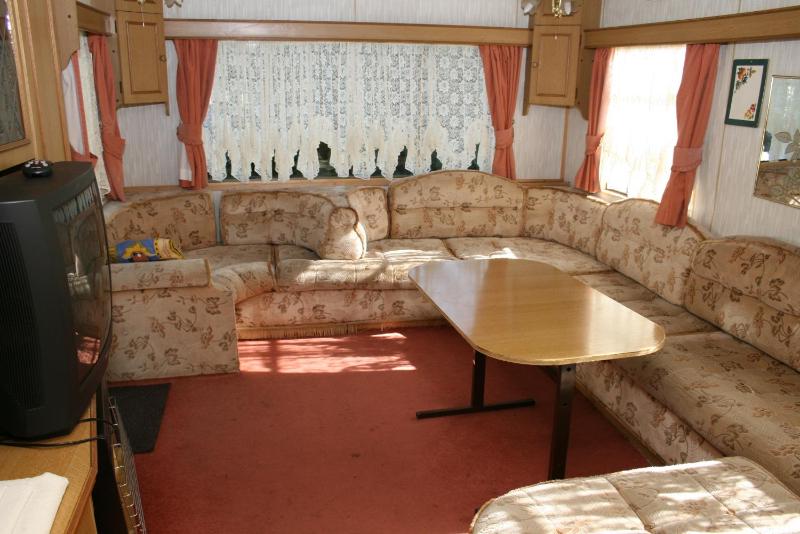 Bungalow (6 Adults) image 3