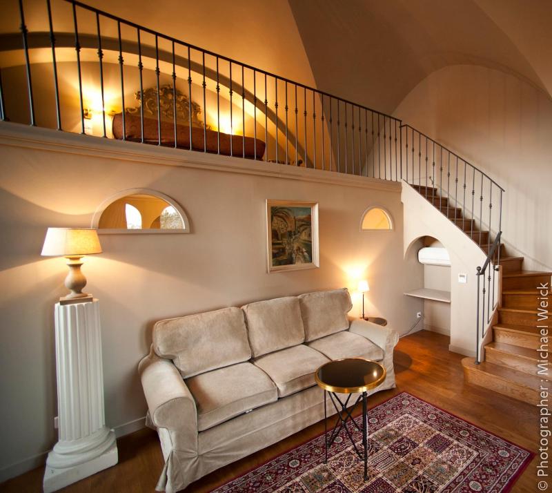 Suite with Garden View image 3
