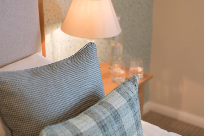 Small Double Room image 2