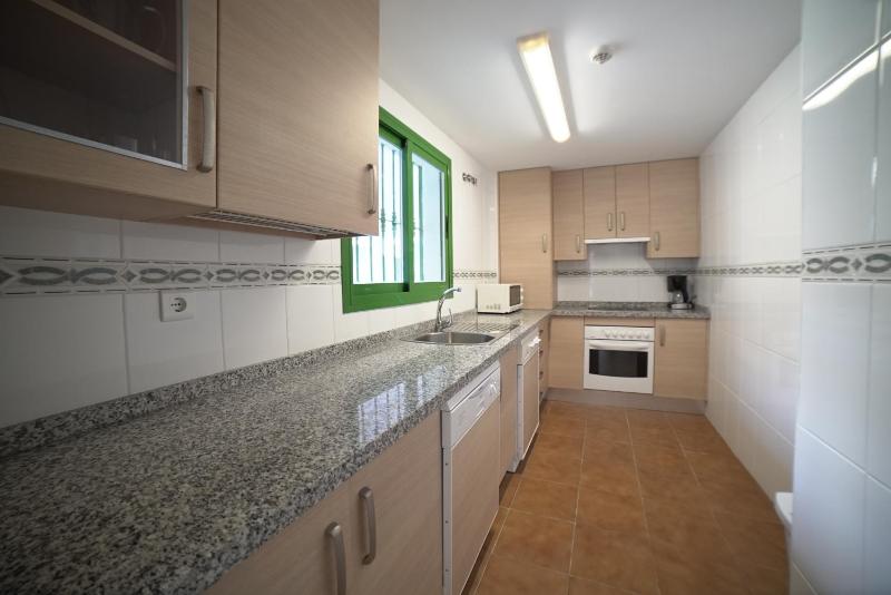 Three-Bedroom Apartment (6 Adults) image 4