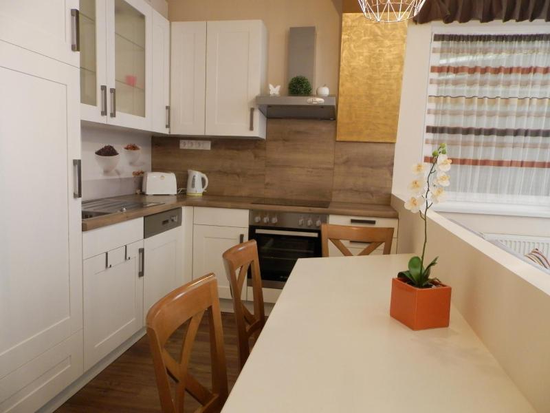 Katalin Boutique & Wellness Apartmanok - image 34