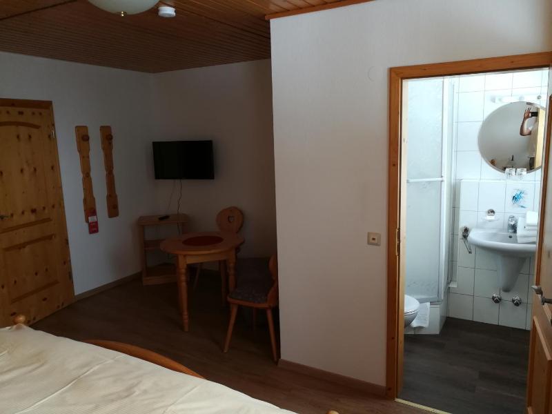 Double Room image 2