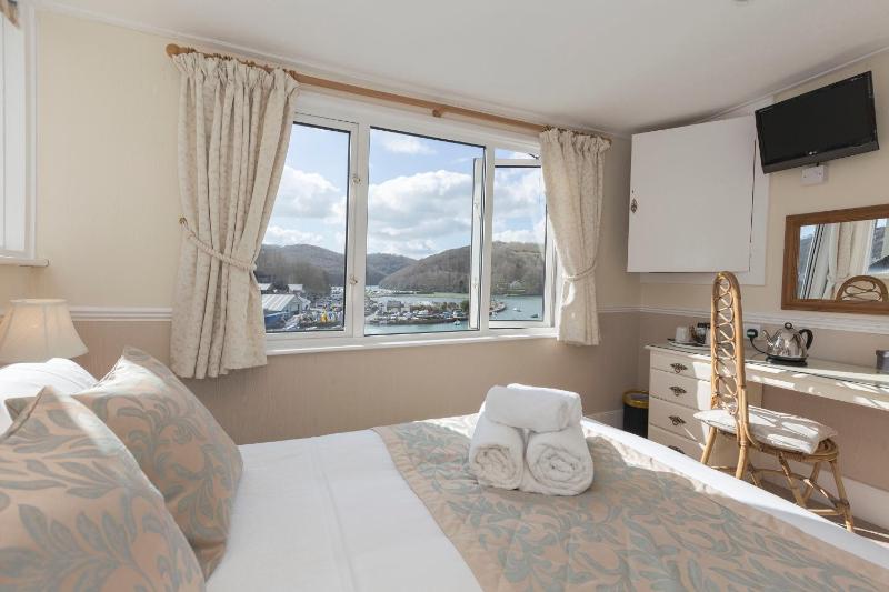 Double Room with Sea View image 1