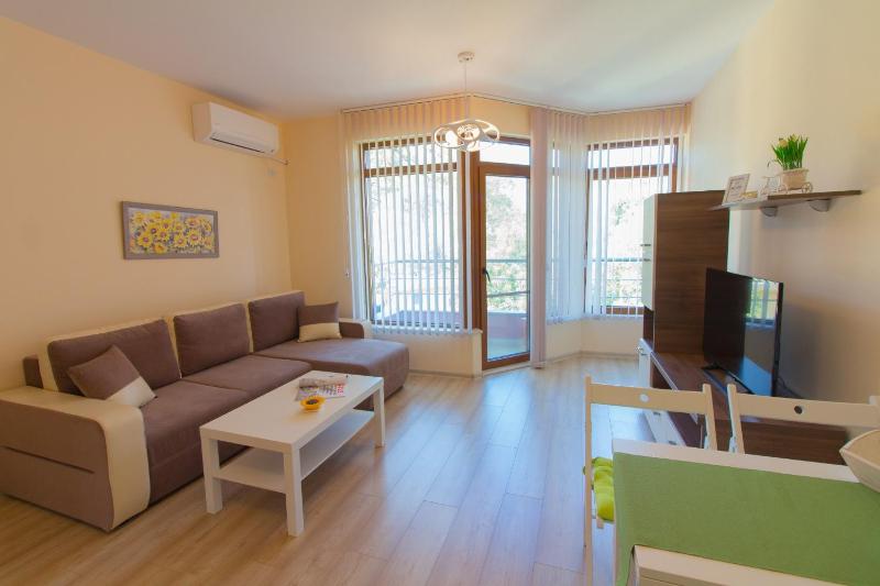 Domus Apartments Old Town Panoramic View - image 3