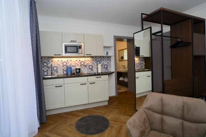 Studio Apartment image 4