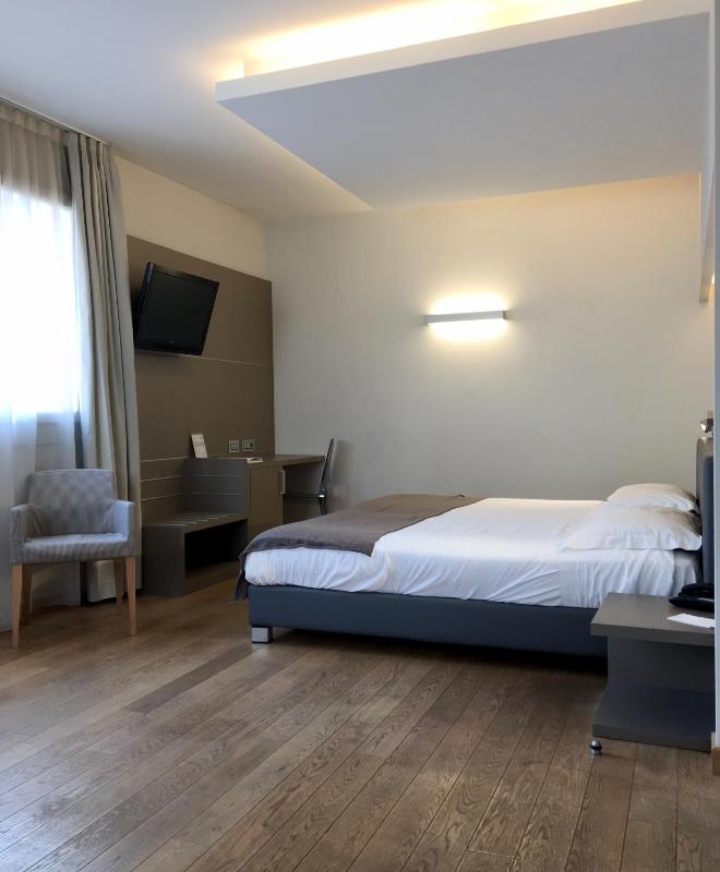 Superior Double or Twin Room image 2