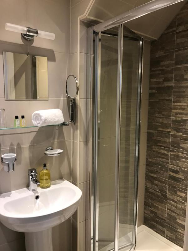 Deluxe Studio image 4