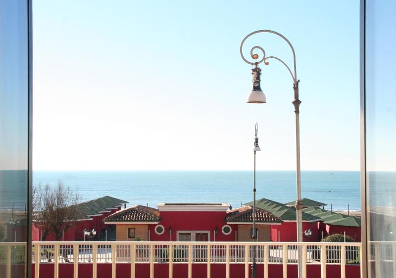 Double or Twin Room with Sea View image 1