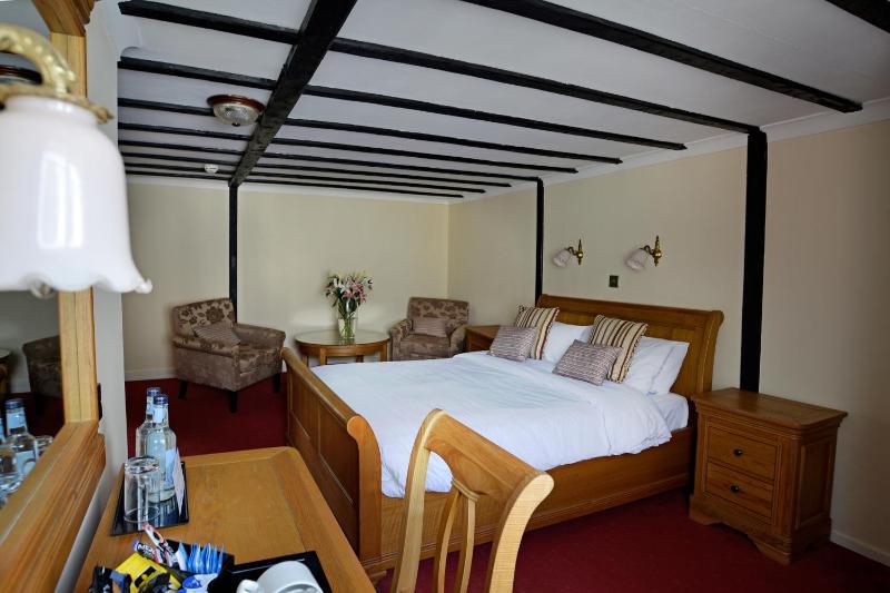 Double Room image 4