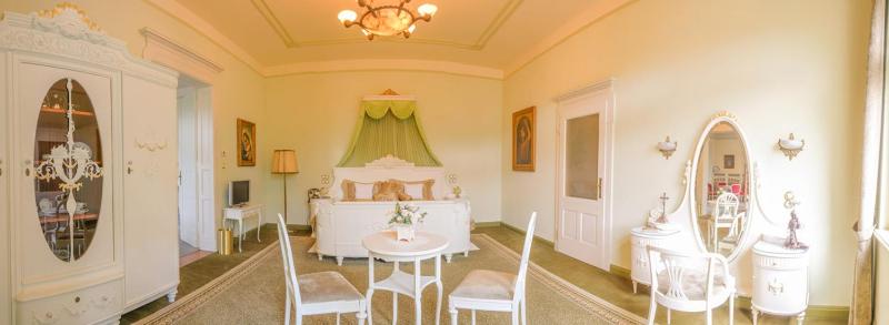 Suite image 3