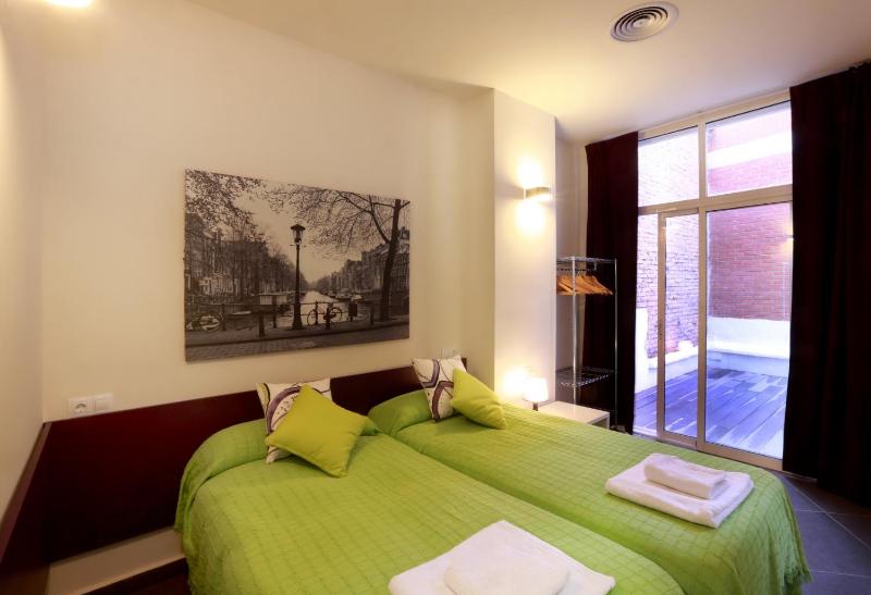 Reino de Valencia Apartments - image 6