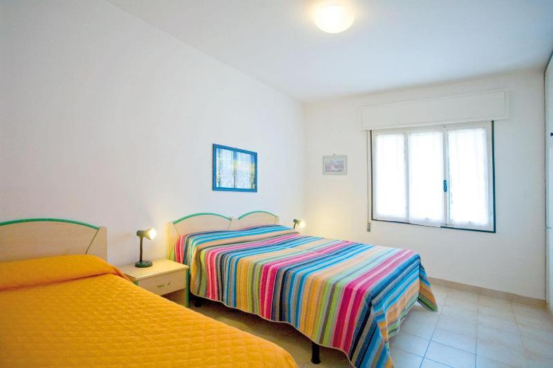 Angela - image 12