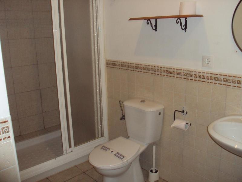 Double or Twin Room image 3