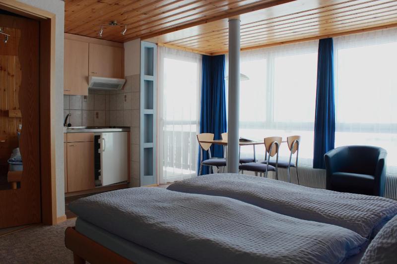 Triple Room image 1