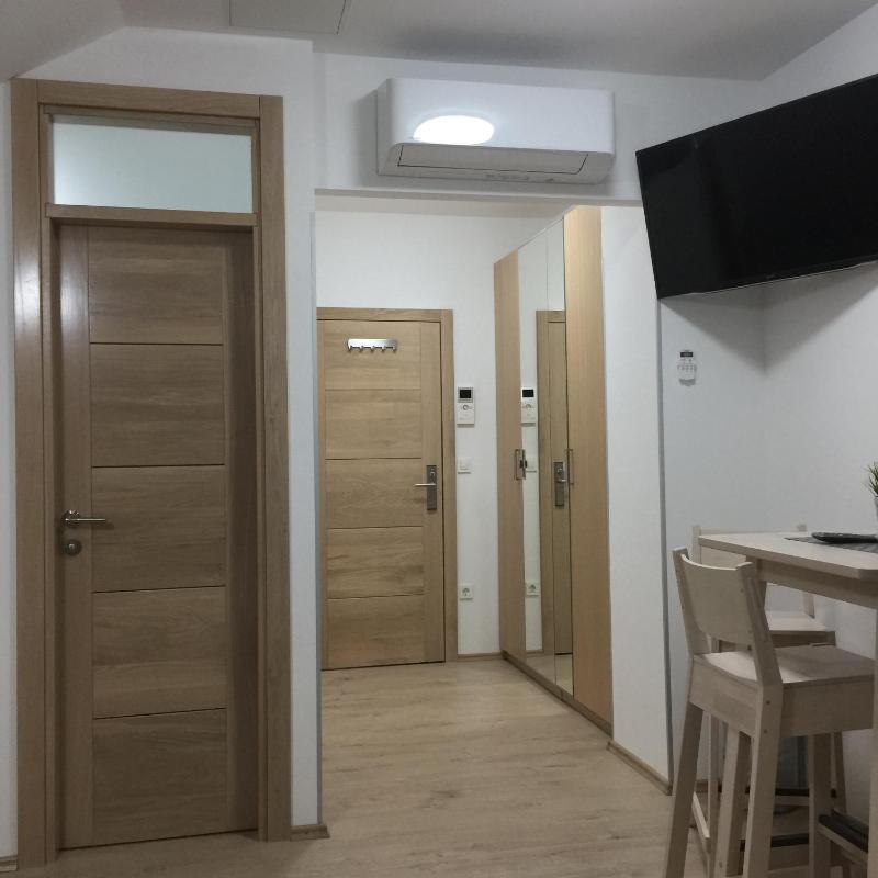 Sobe-Rooms Kvatric - image 10