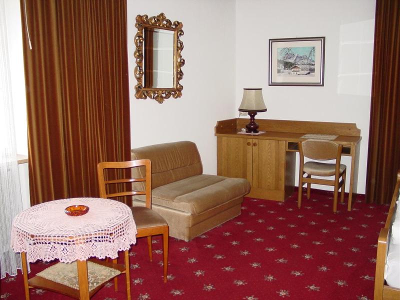 Single Room image 1