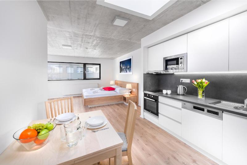 Executive Studio image 1